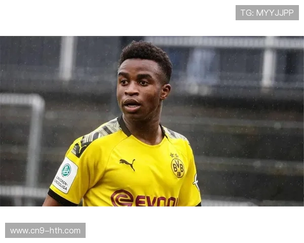 法兰克福前锋伯卡特状态火热,本赛季12场造10球